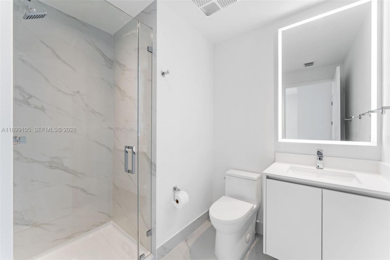 700 NE 24th St, Unit 5401, Miami, FL 33137 Photo