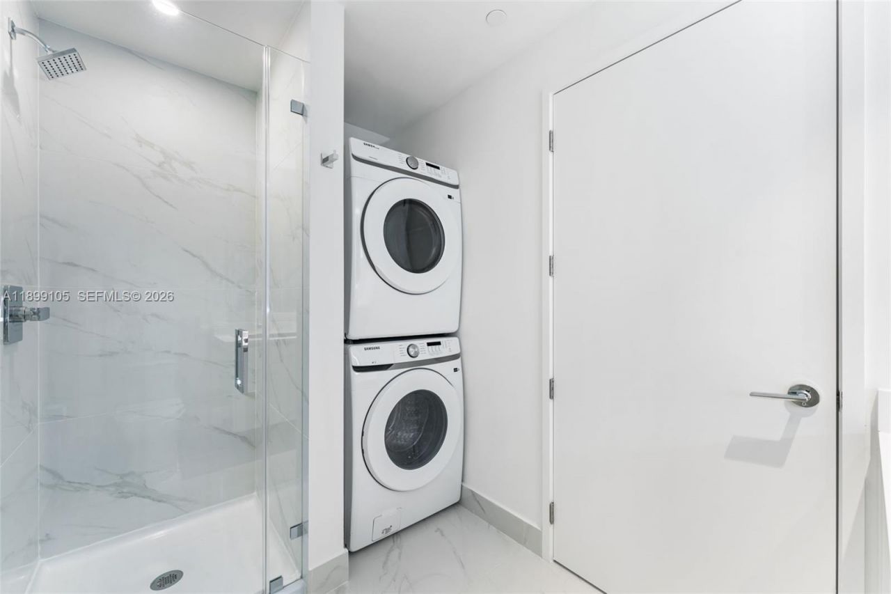 700 NE 24th St, Unit 5401, Miami, FL 33137 Photo
