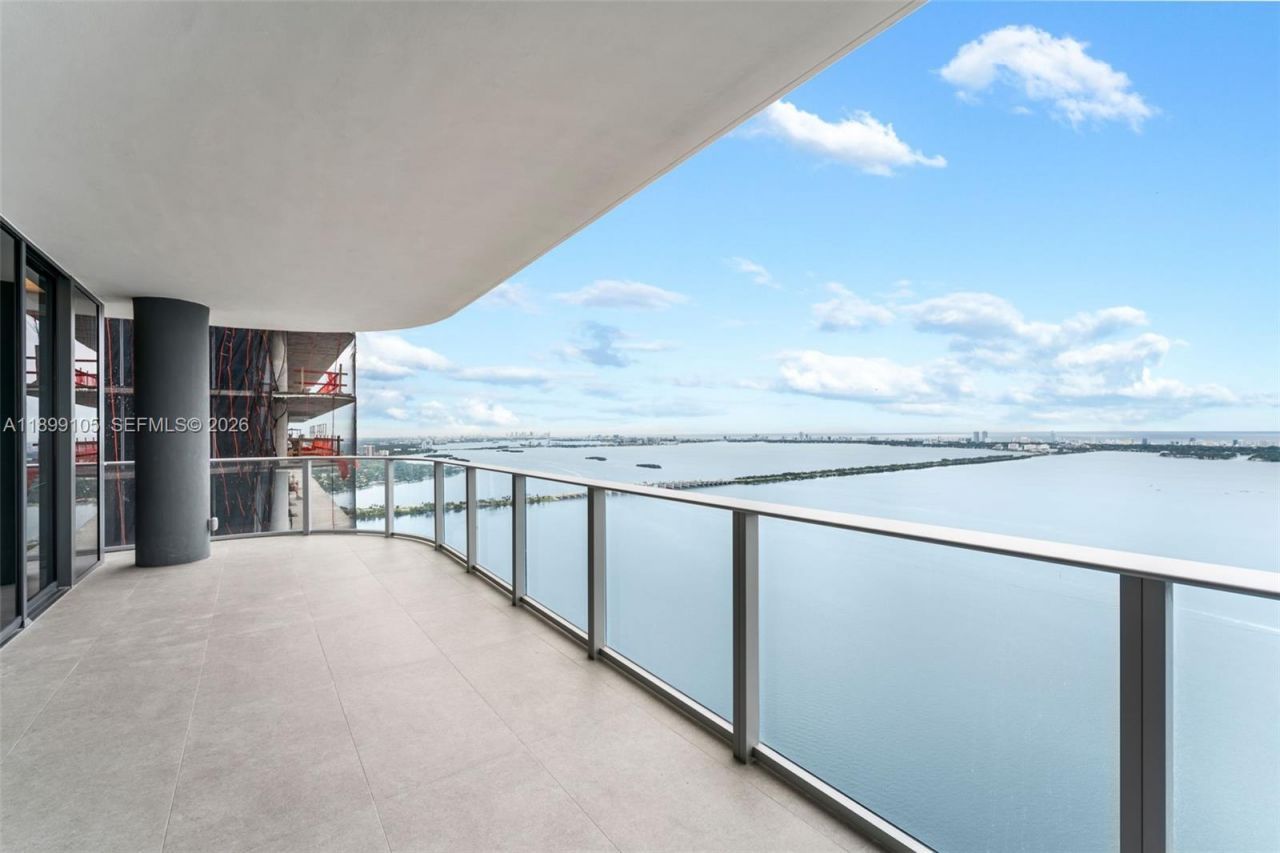 700 NE 24th St, Unit 5401, Miami, FL 33137 Photo