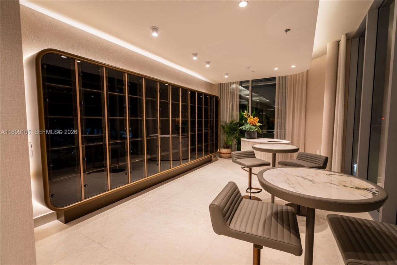 700 NE 24th St, Unit 5401, Miami, FL 33137 Photo