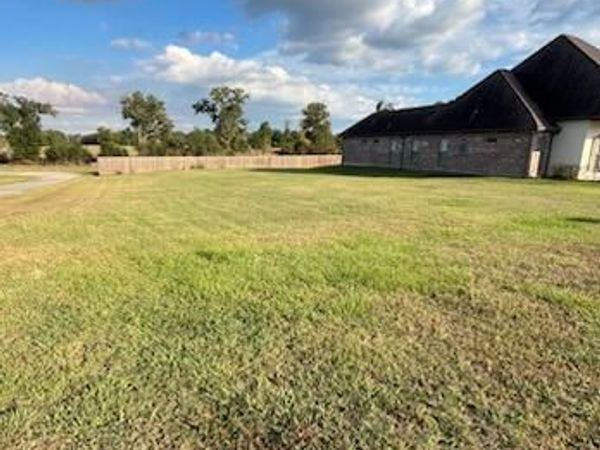 901 Emancipation Boulevard, Broussard, LA 70518