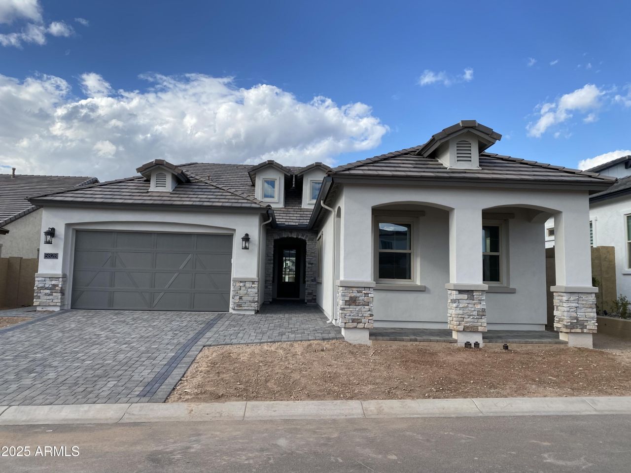 6860 S Crosscreek Drive, Chandler, AZ 85249 Main Photo