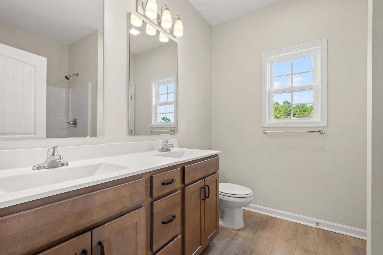 1178 W Business 9 Photo 10