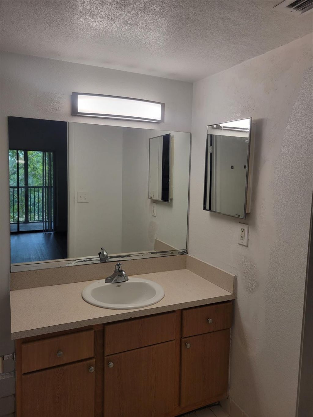 2445 SW 18th Terrace, Unit 210, Fort Lauderdale, FL 33315 Photo