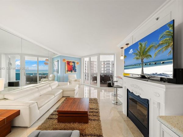 4775 Collins Ave, Unit 1708, Miami Beach, FL 33140