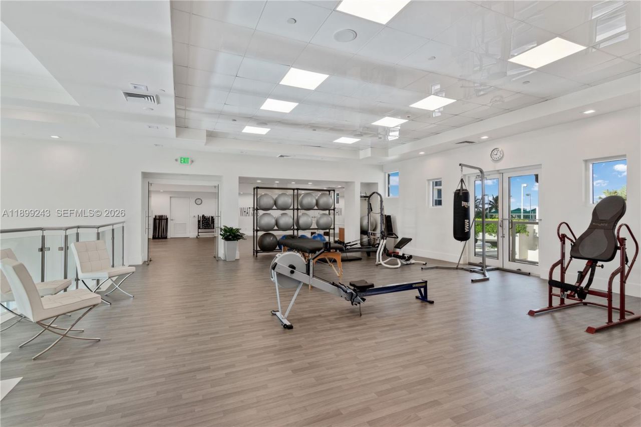 4775 Collins Ave, Unit 1708, Miami Beach, FL 33140 Photo