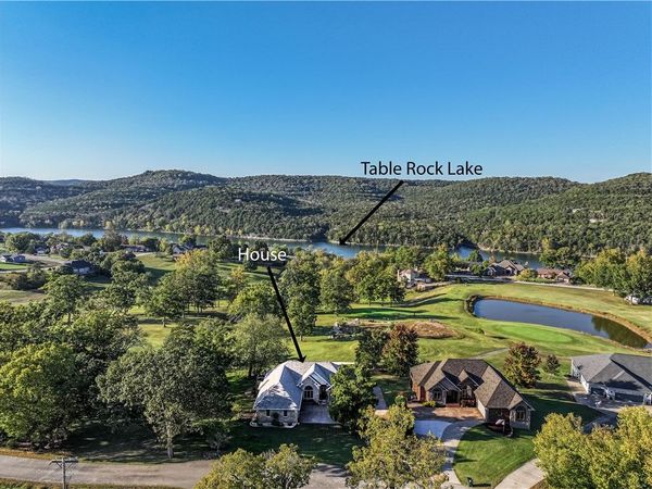 60 Shields Spur, Holiday Island, AR 72631