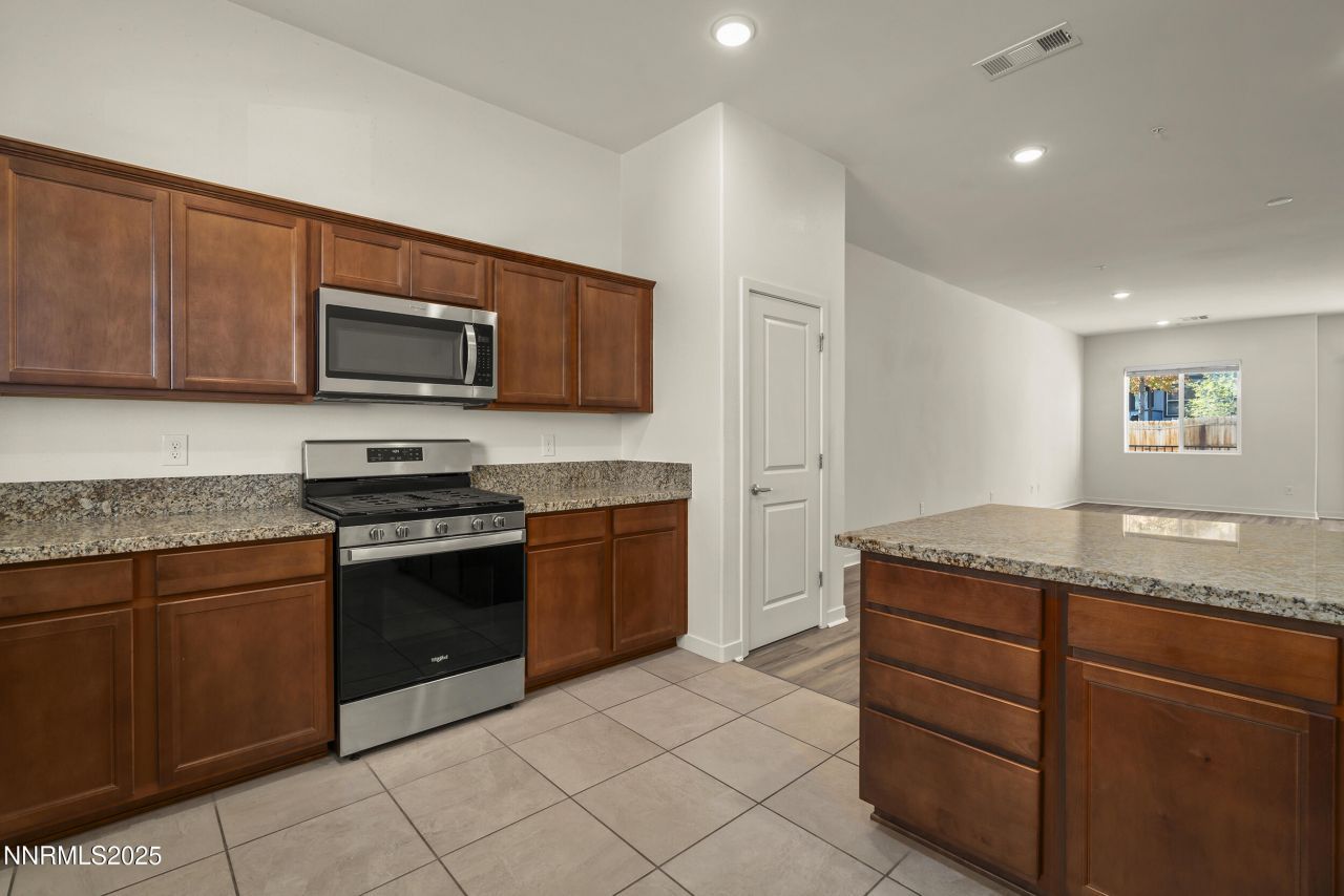 5013 Cavestone Road, Sun Valley, NV 89433 Photo
