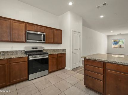 5013 Cavestone Road, Sun Valley, NV 89433 Photo