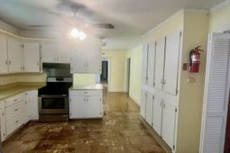 210 Orange Street photo 4