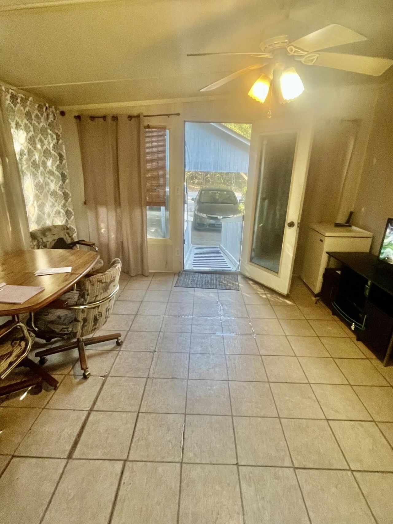 210 Orange Street Photo 7