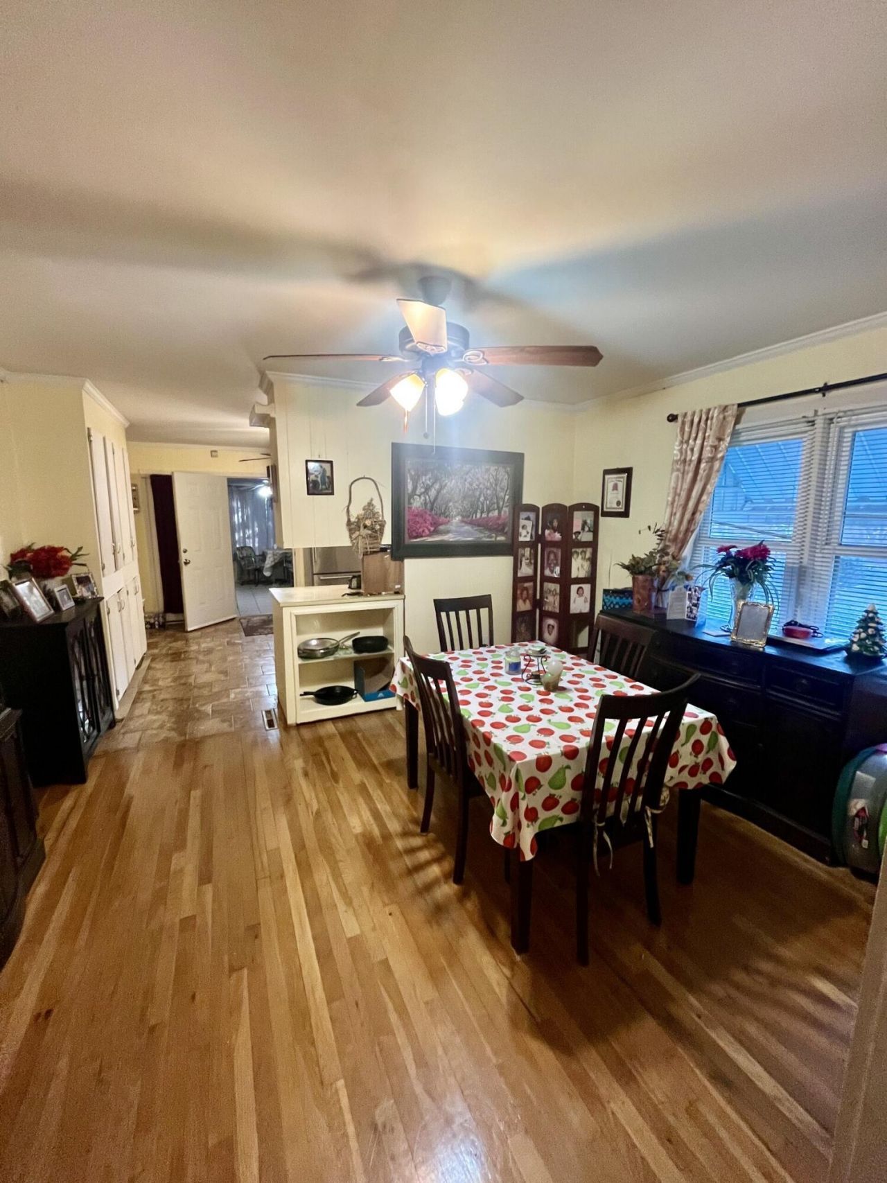 210 Orange Street Photo 9