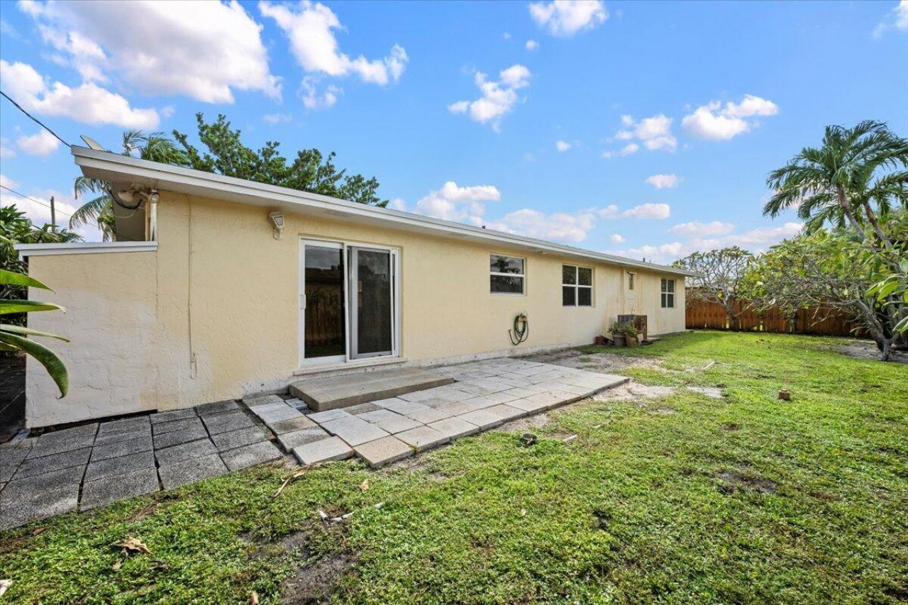 1409 Richard Lane, Lake Worth Beach, FL 33460 Photo