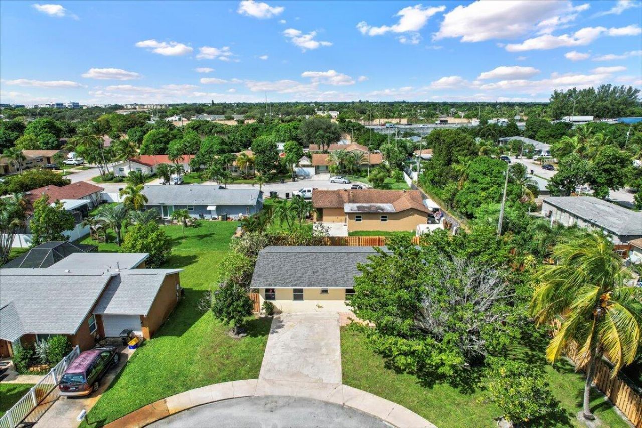 1409 Richard Lane, Lake Worth Beach, FL 33460 Photo