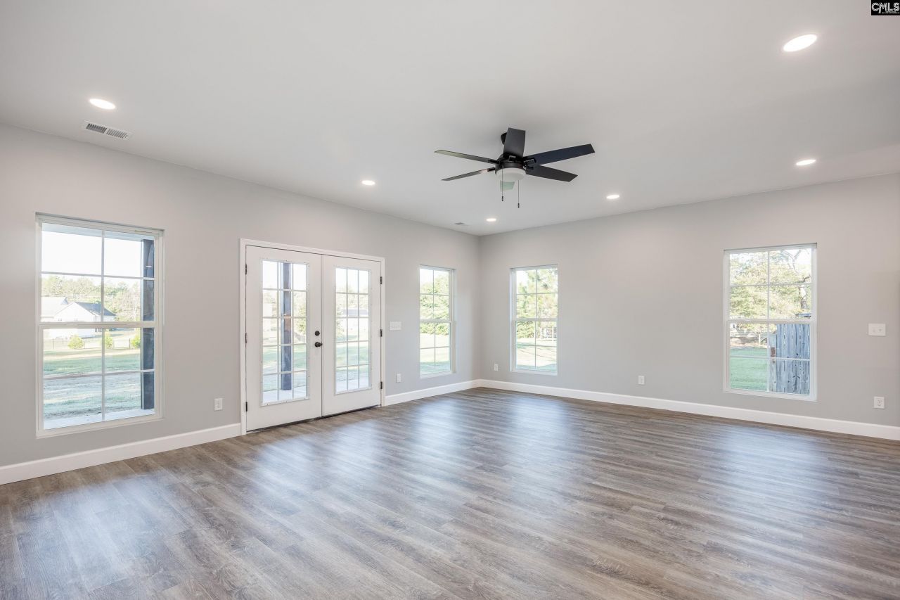 369 Bethlehem Circle Photo 13