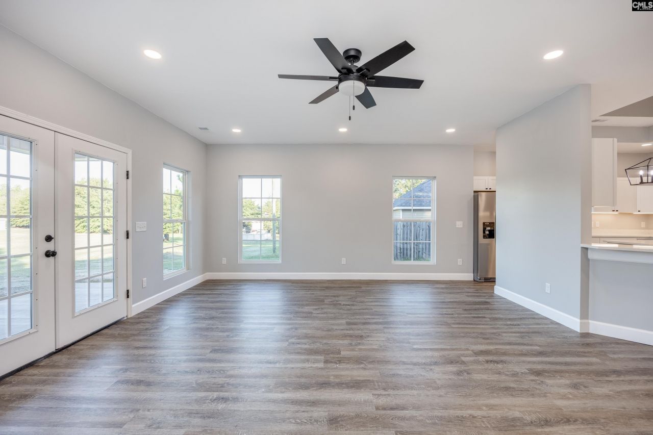 369 Bethlehem Circle Photo 14