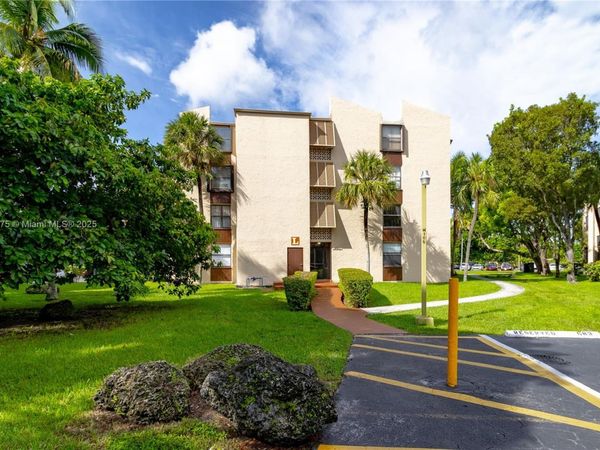 14611 N Kendall Dr, Unit 208L, Miami, FL 33186