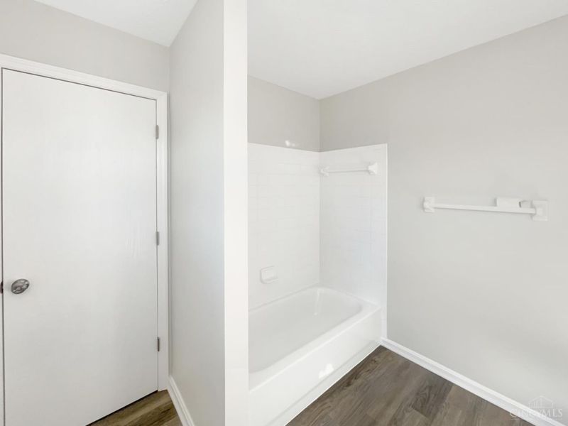 6038 Glennsbury Court, West Chester, OH 45069 Photo 14