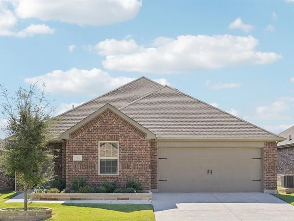 744 Serenity Sound Drive, Lavon, TX 75166