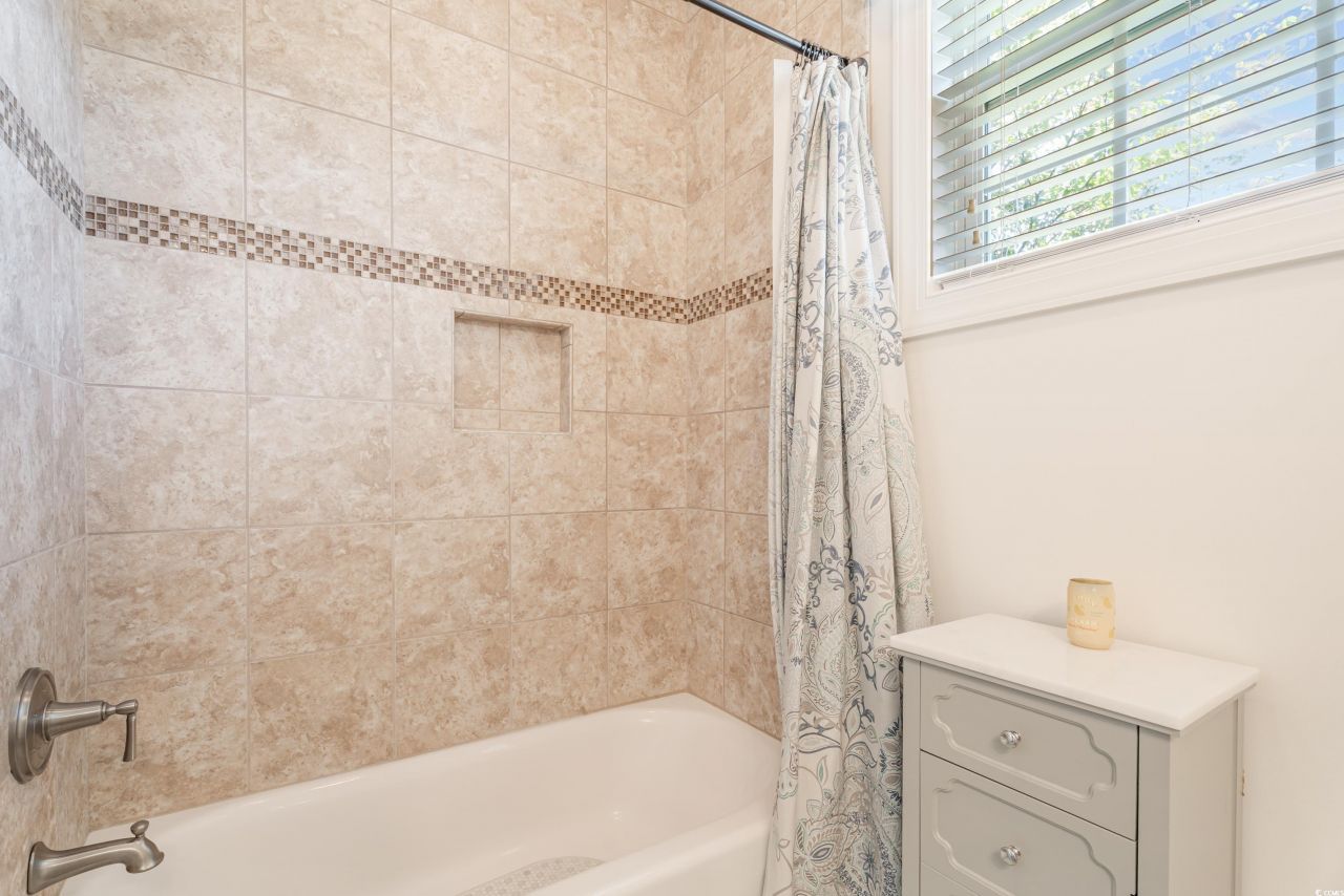 185 Avenue Of The Palms Photo 20