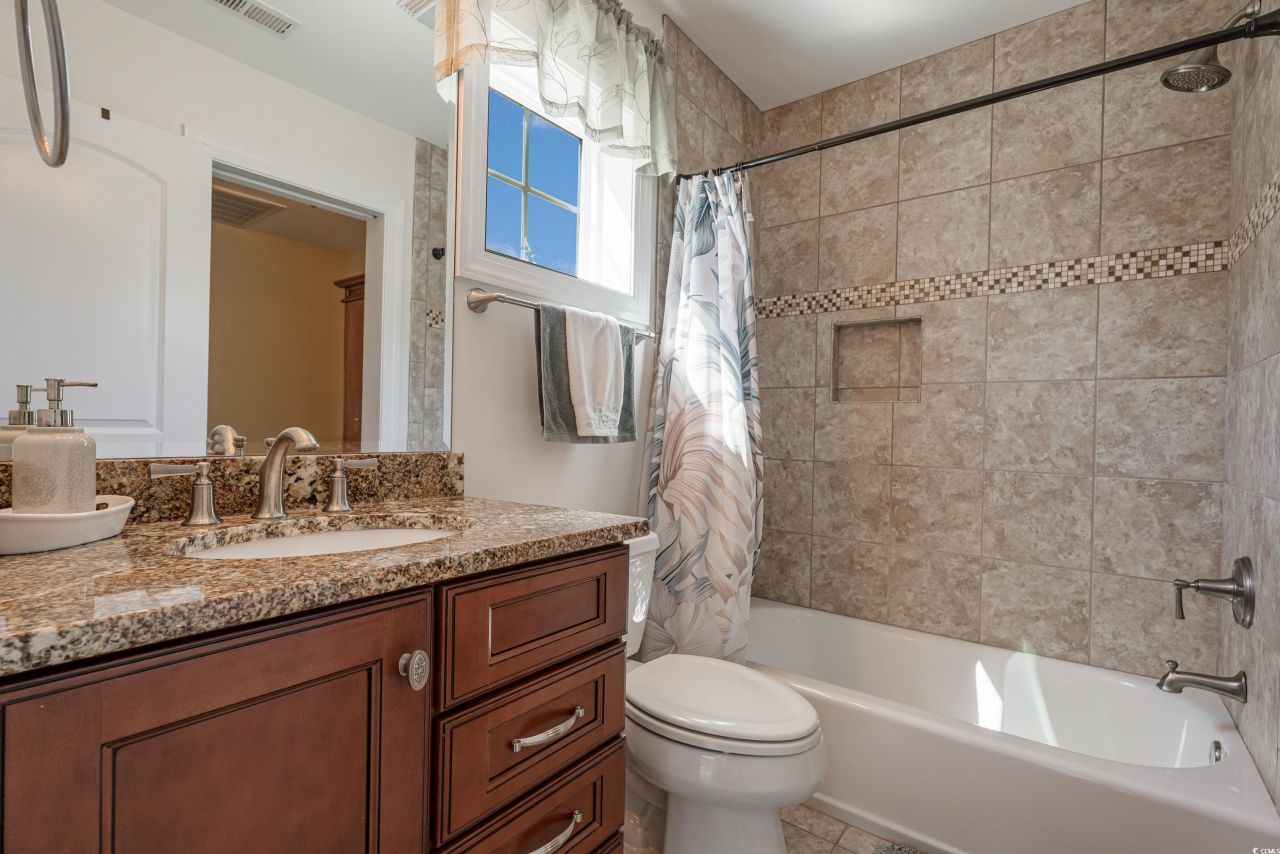 185 Avenue Of The Palms Photo 28