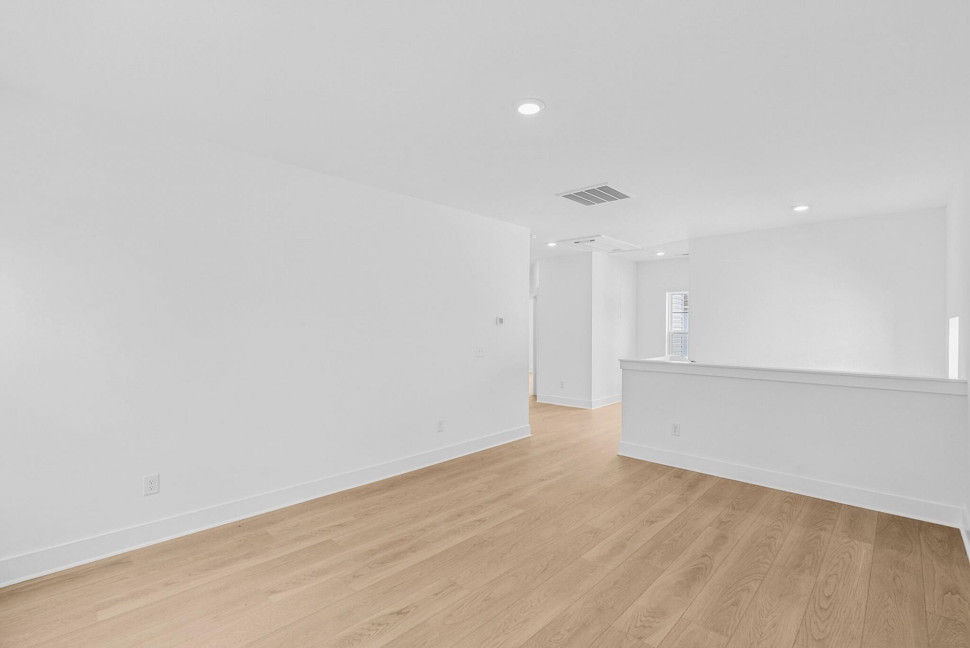 5358 Elder Avenue Photo 20