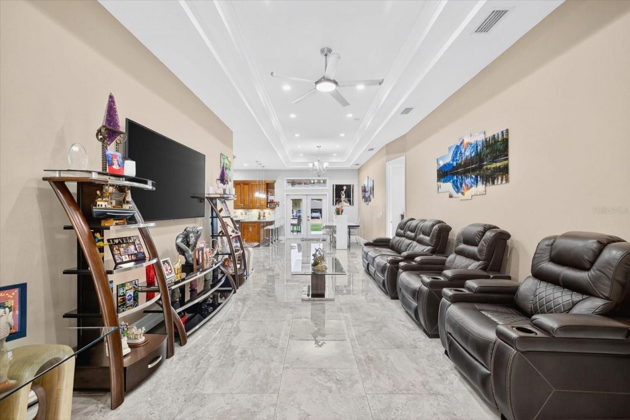 3914 Sligh Avenue, Tampa, FL 33614 Photo