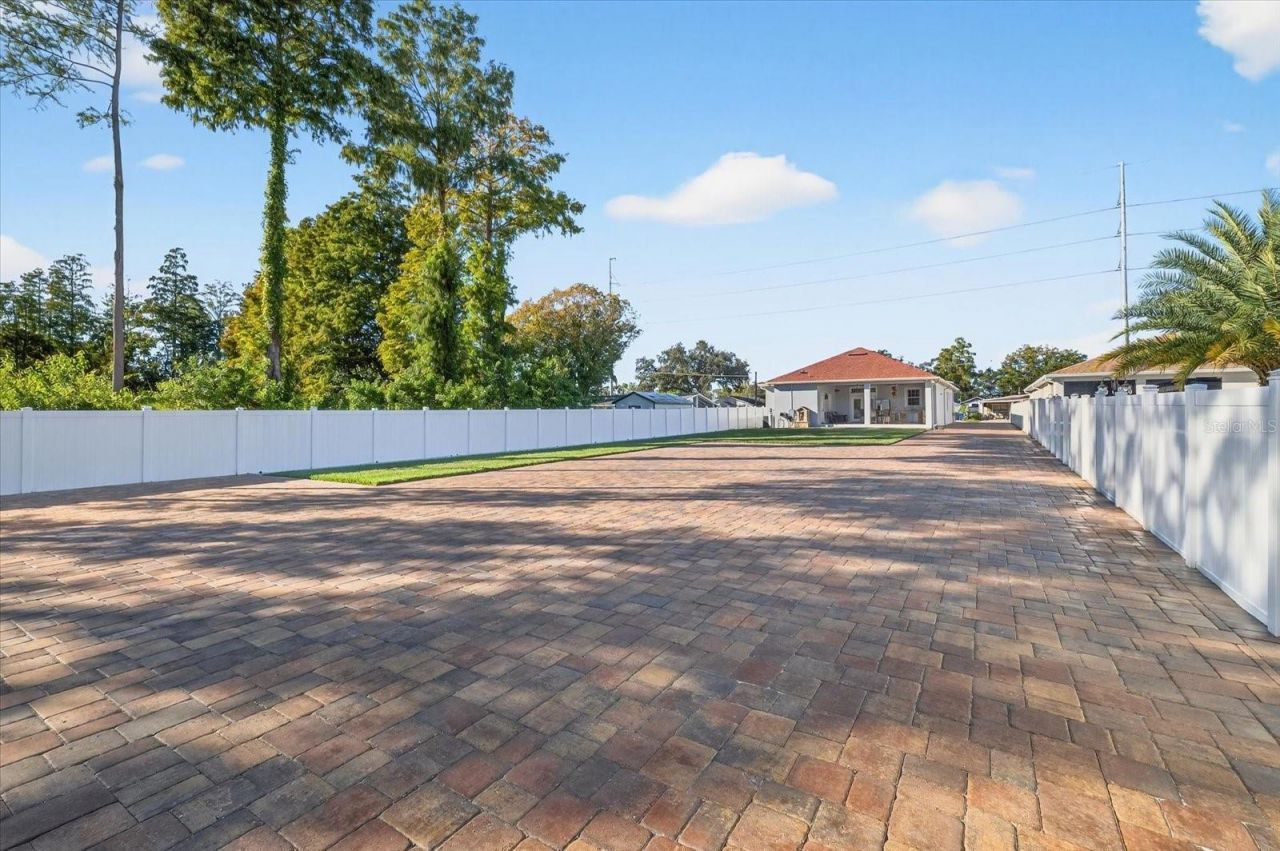 3914 Sligh Avenue, Tampa, FL 33614 Photo