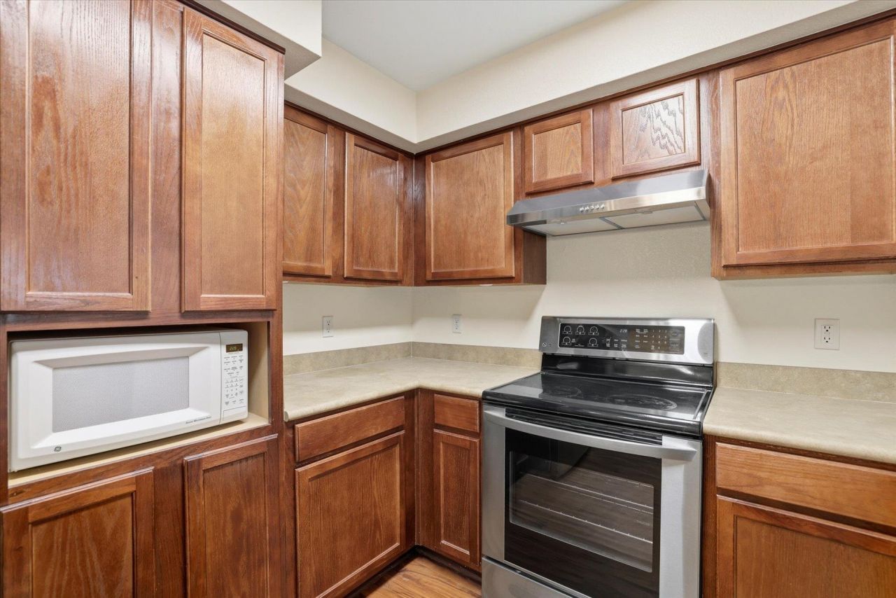 2801 Chancellorsville Drive, Unit 1233, Tallahassee, FL 32312 Photo