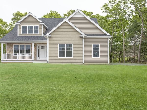 37 Metacomet Rd, Unit 37, West Bridgewater, MA 02379