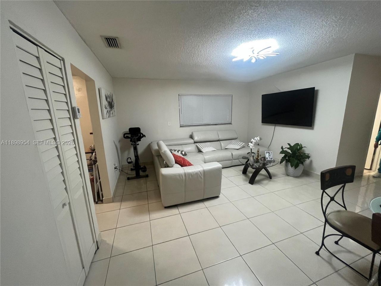453 E 13th St, Hialeah, FL 33010 Photo