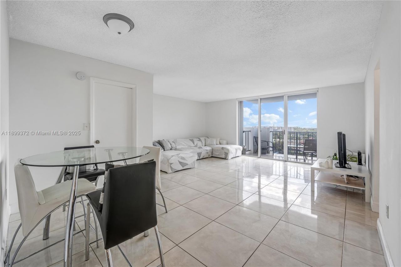 2750 NE 183rd St, Unit 804, Aventura, FL 33160 Photo