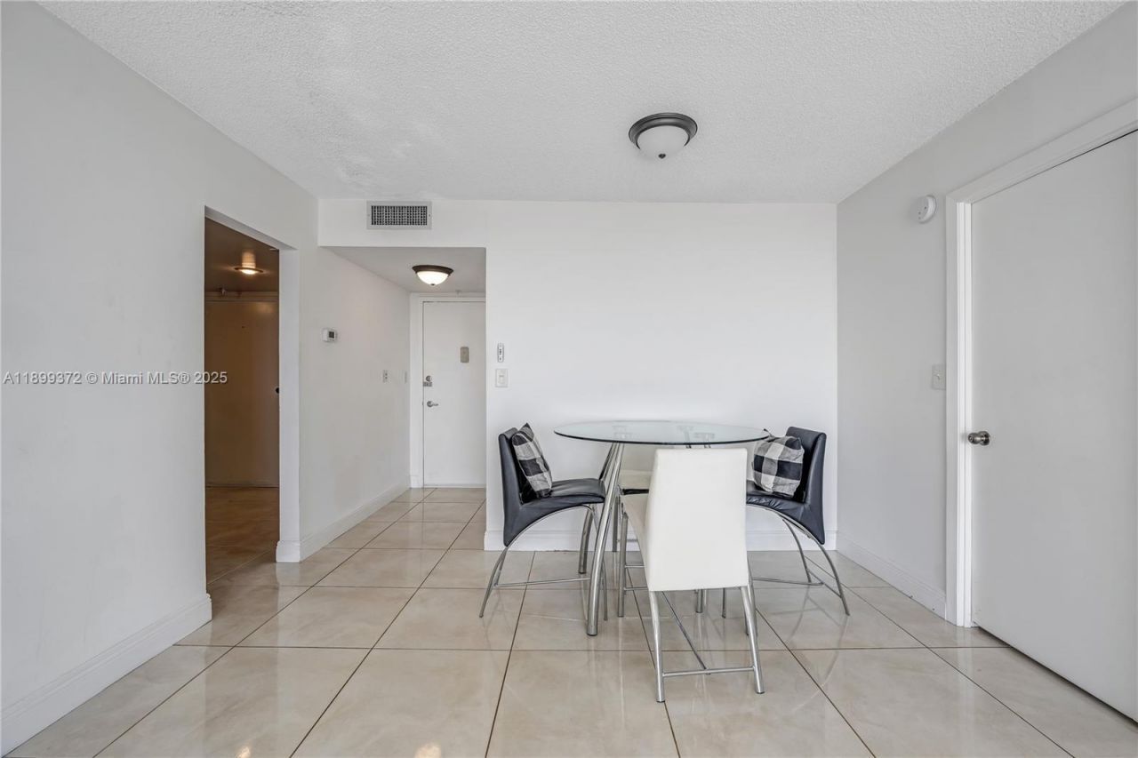 2750 NE 183rd St, Unit 804, Aventura, FL 33160 Photo