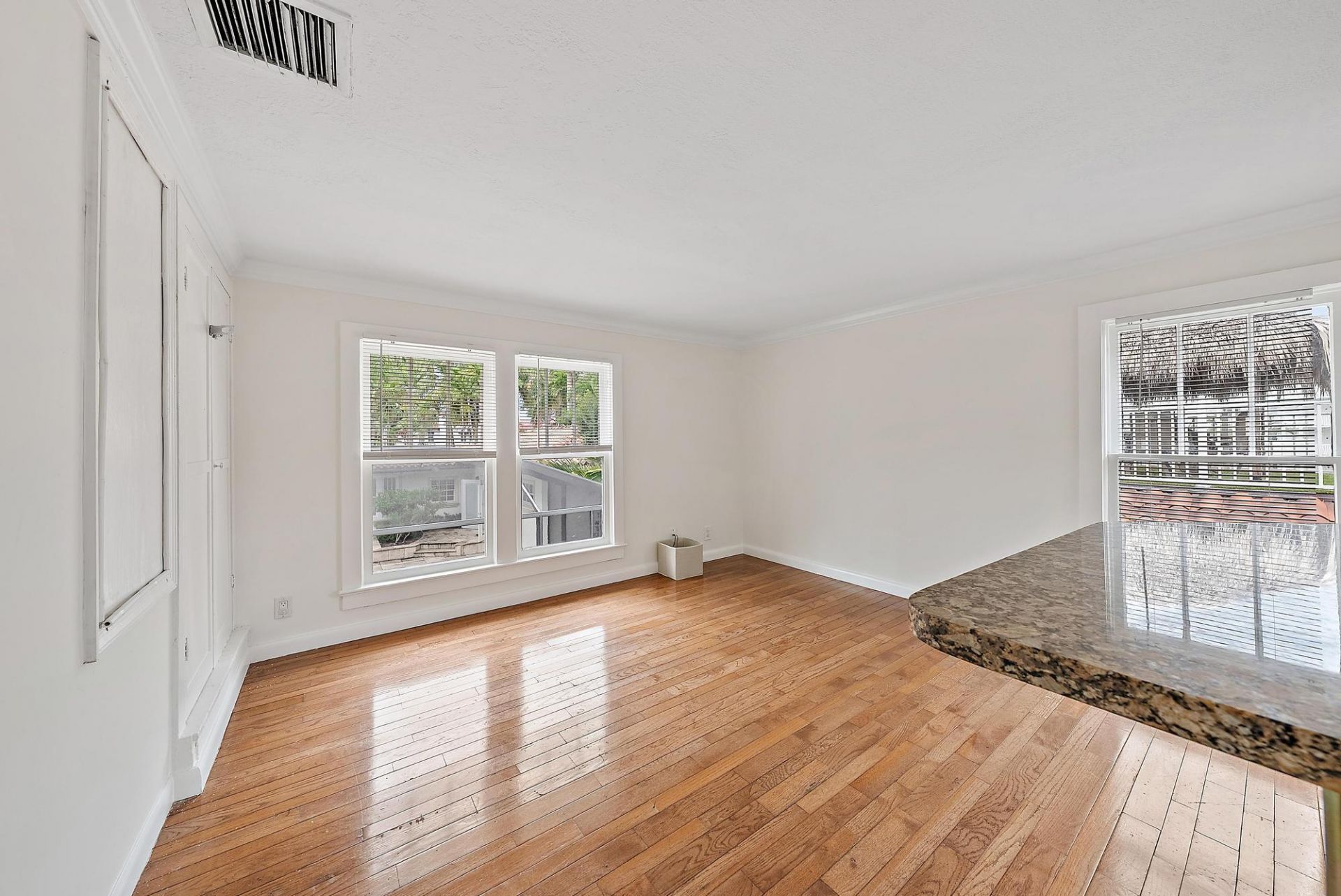 228 9th Street, West Palm Beach, FL 33401 Photo