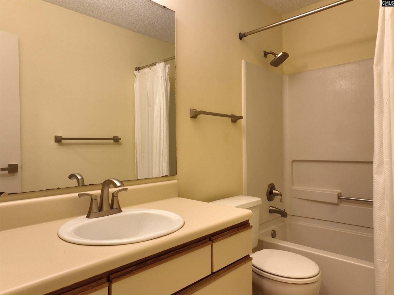 1441 Old Chapin Road Photo 25