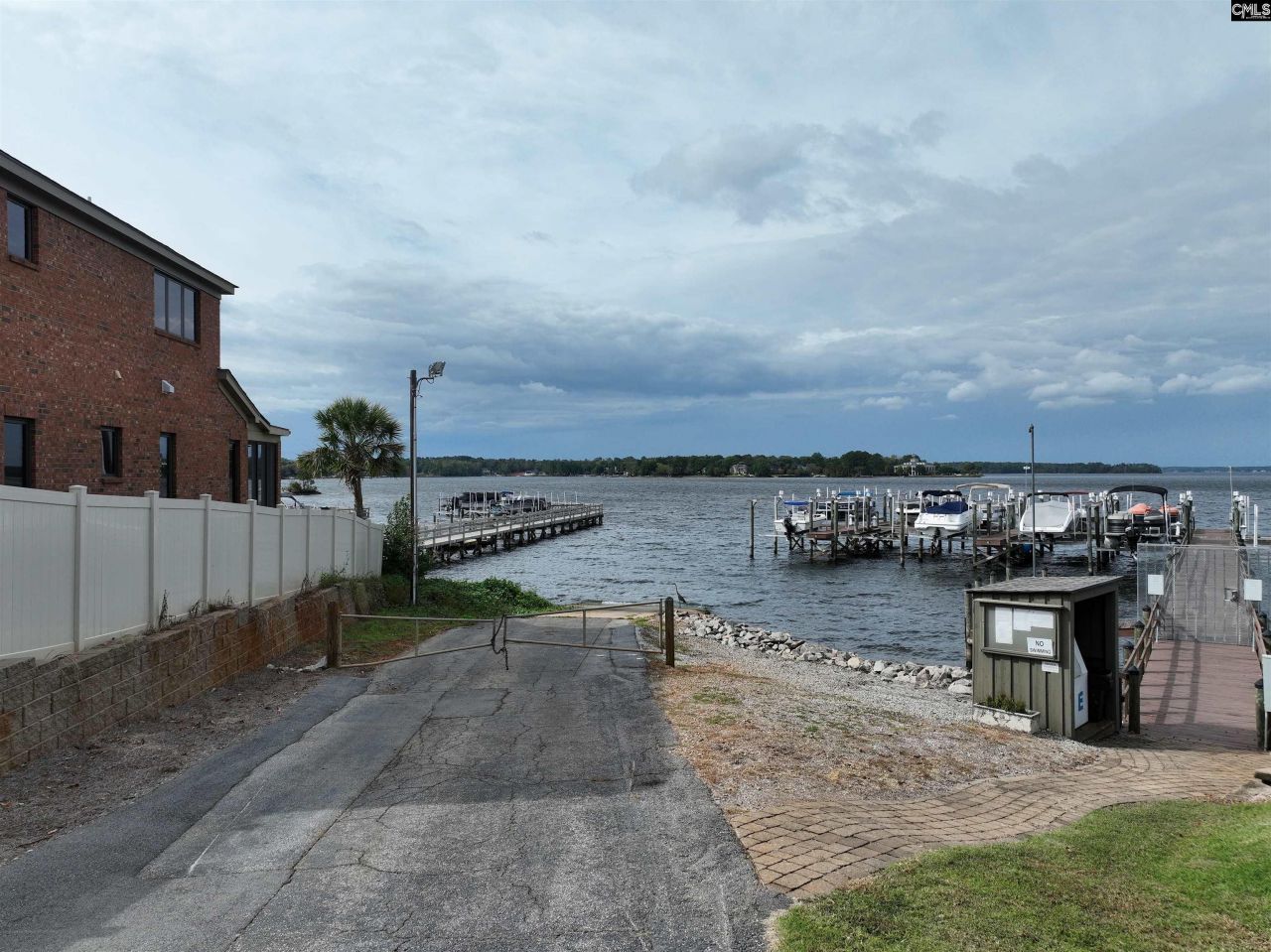 1441 Old Chapin Road Photo 6