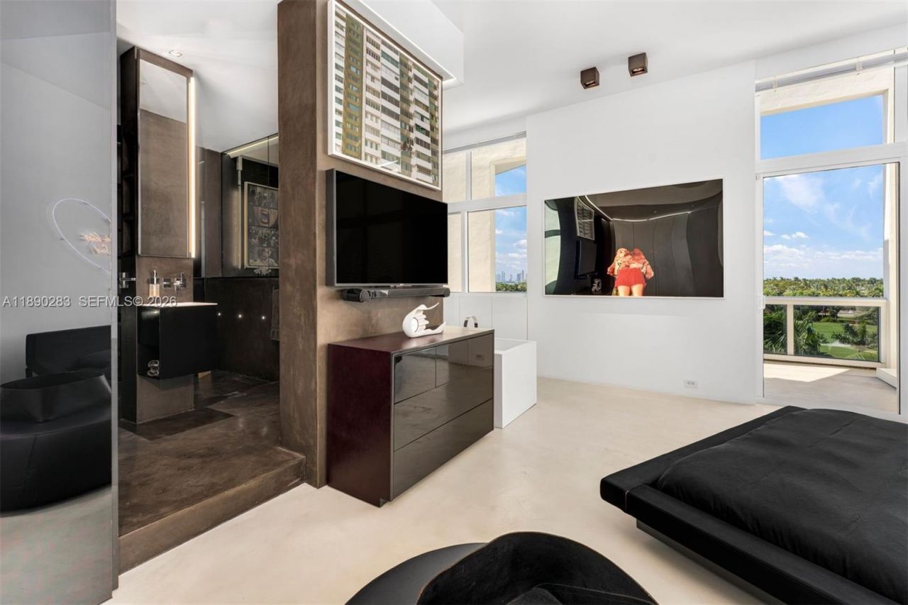 2001 Meridian Ave, Unit PH-01, Miami Beach, FL 33139 Photo