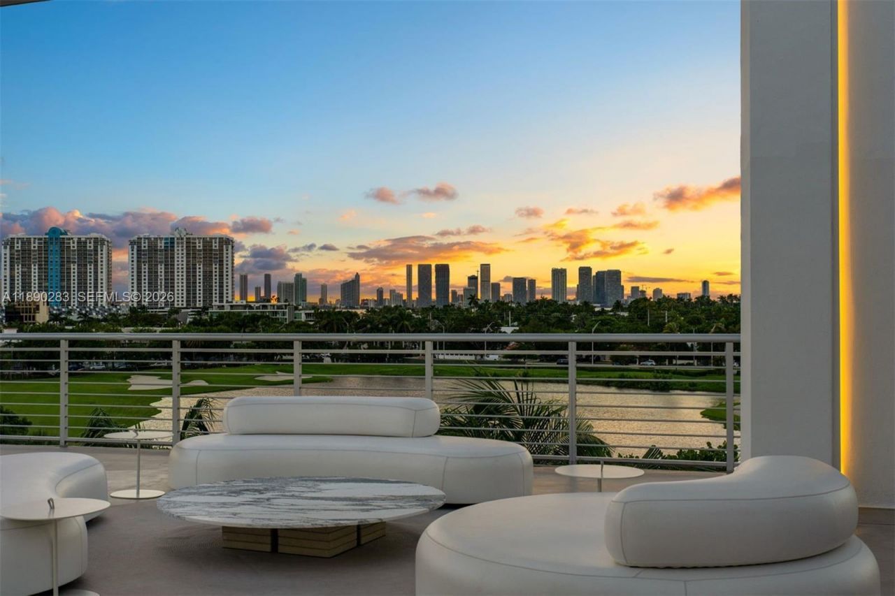 2001 Meridian Ave, Unit PH-01, Miami Beach, FL 33139 Photo