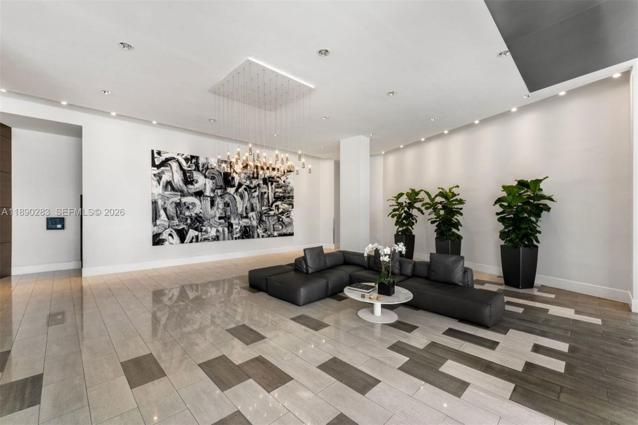 2001 Meridian Ave, Unit PH-01, Miami Beach, FL 33139 Photo