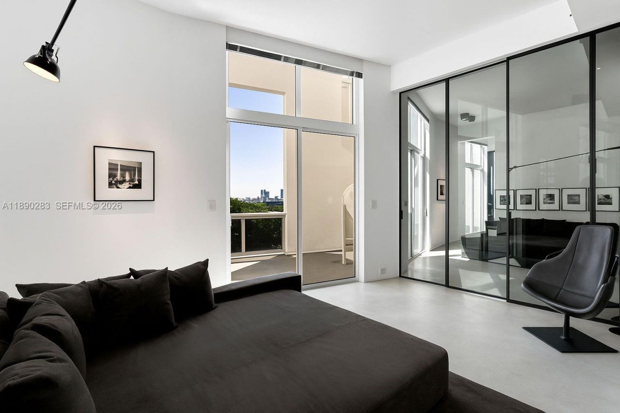 2001 Meridian Ave, Unit PH-01, Miami Beach, FL 33139 Photo