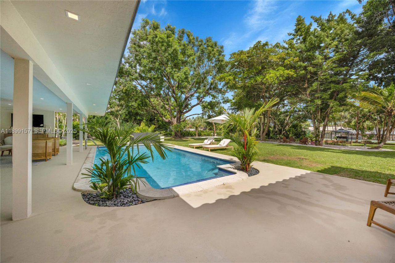 18455 SW 80th Ave, Cutler Bay, FL 33157 Photo