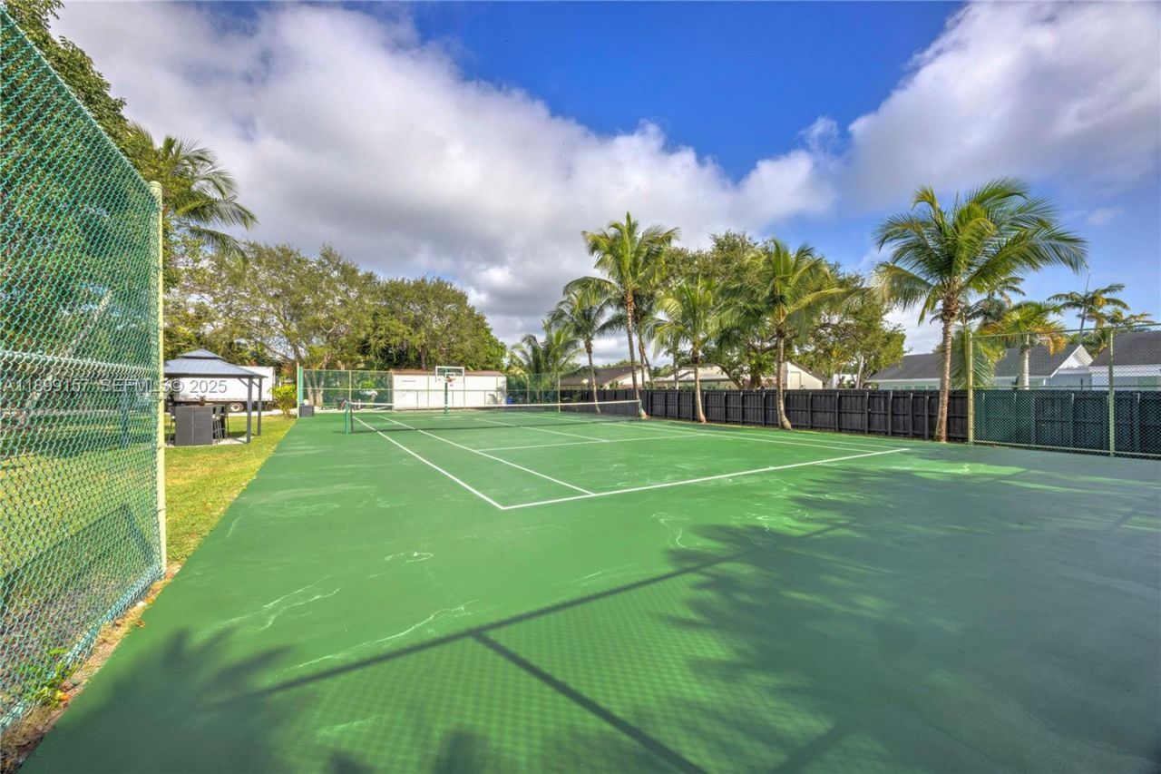 18455 SW 80th Ave, Cutler Bay, FL 33157 Photo