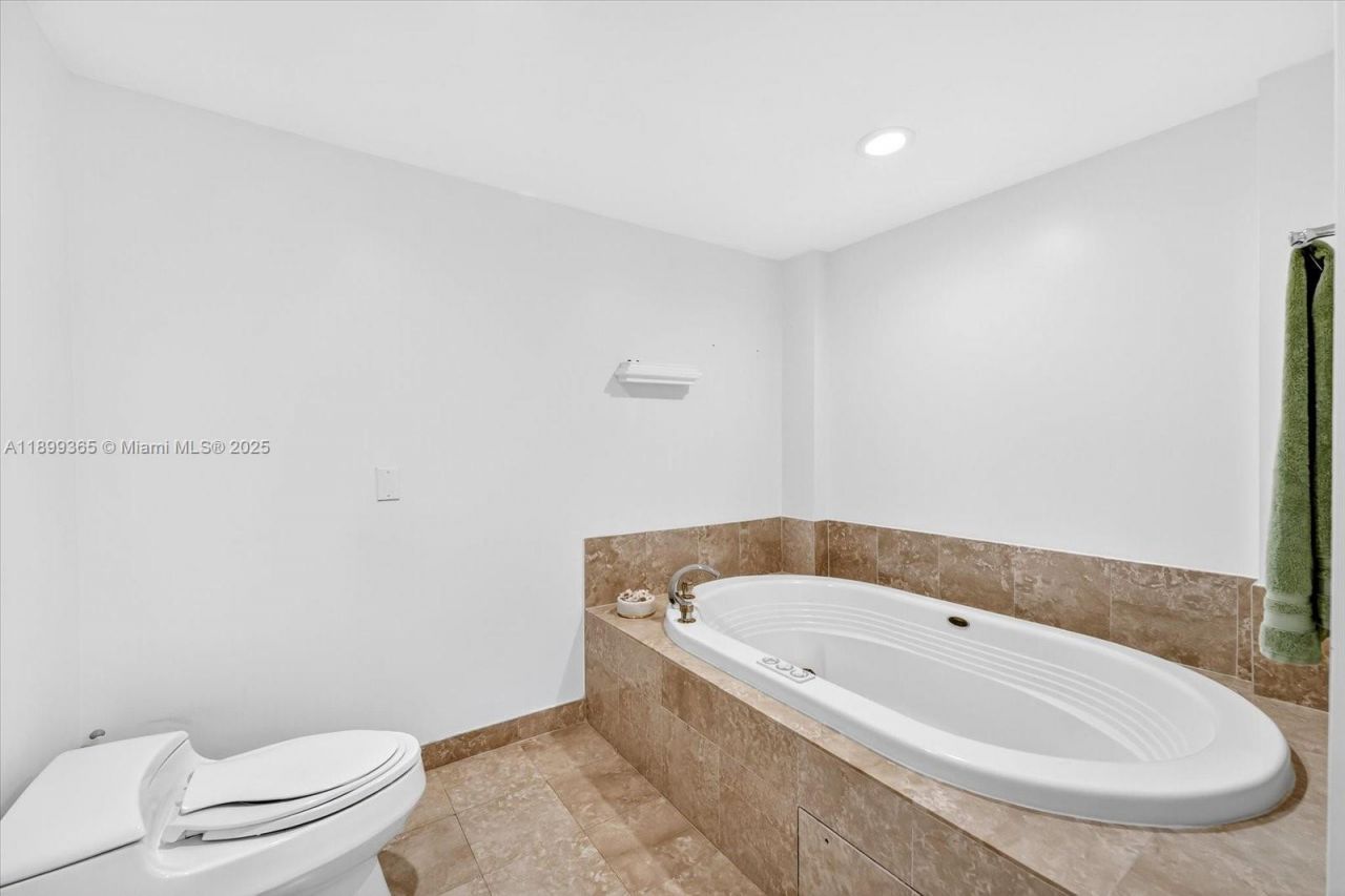 2127 Brickell Ave, Unit 2005, Miami, FL 33129 Photo