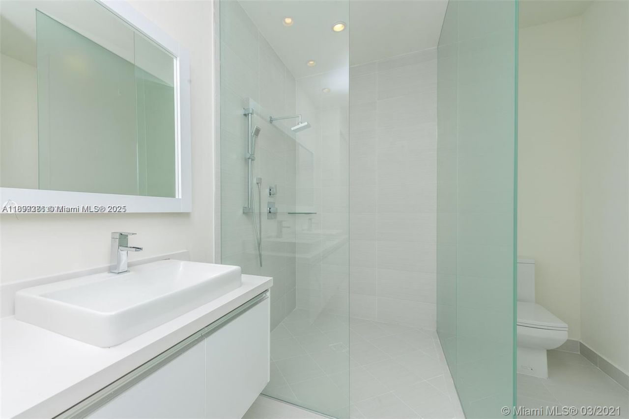 6310 NW 103rd Pl, Unit 104, Doral, FL 33178 Photo