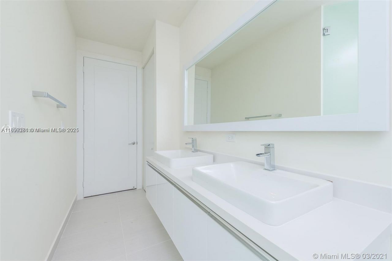 6310 NW 103rd Pl, Unit 104, Doral, FL 33178 Photo