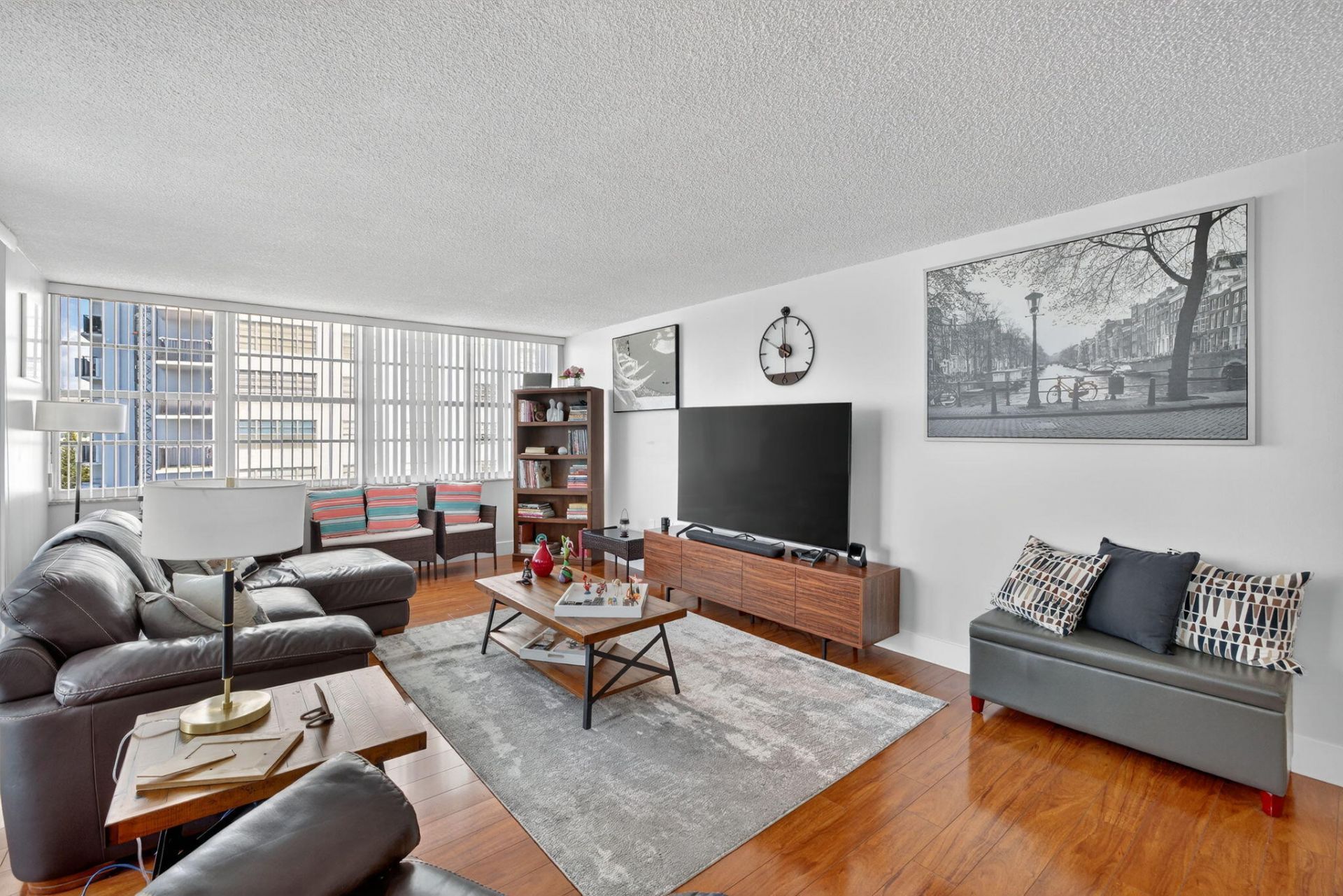 18051 Biscayne Boulevard, Unit 1104, Aventura, FL 33160 Photo