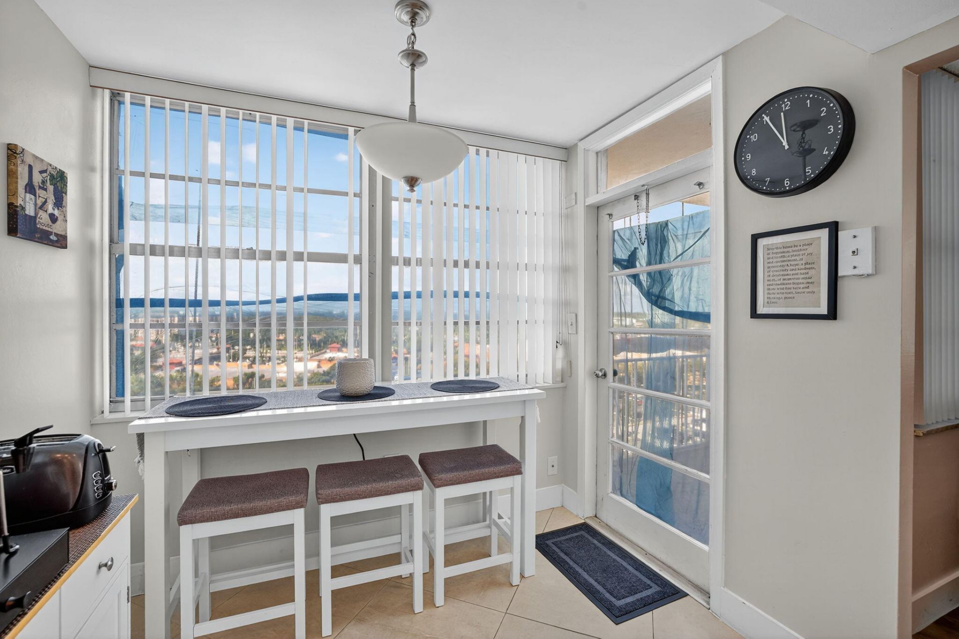 18051 Biscayne Boulevard, Unit 1104, Aventura, FL 33160 Photo