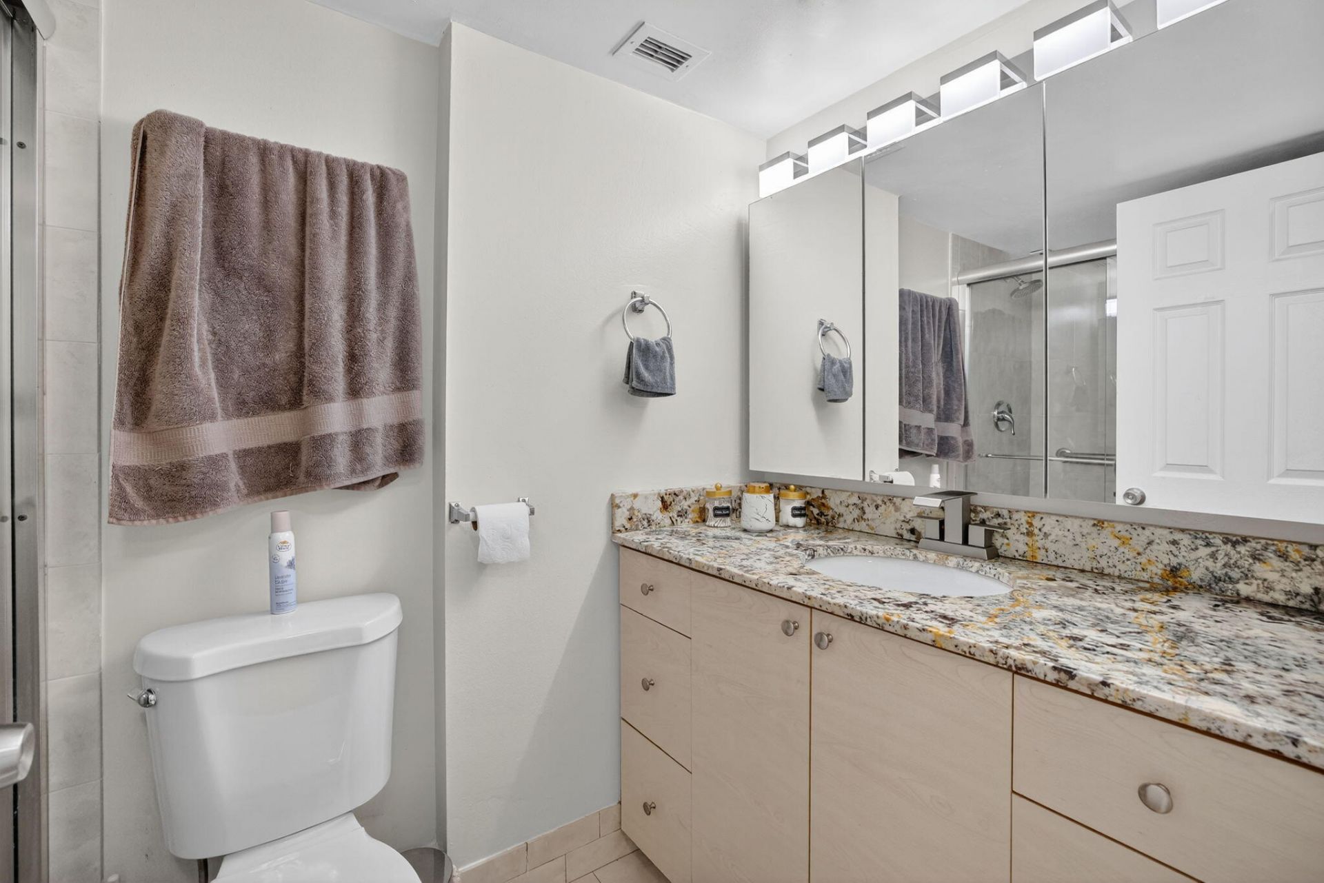 18051 Biscayne Boulevard, Unit 1104, Aventura, FL 33160 Photo