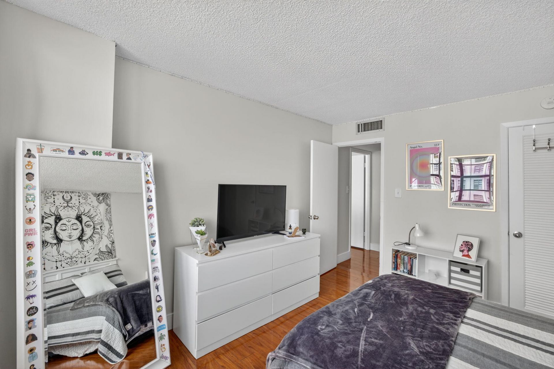 18051 Biscayne Boulevard, Unit 1104, Aventura, FL 33160 Photo