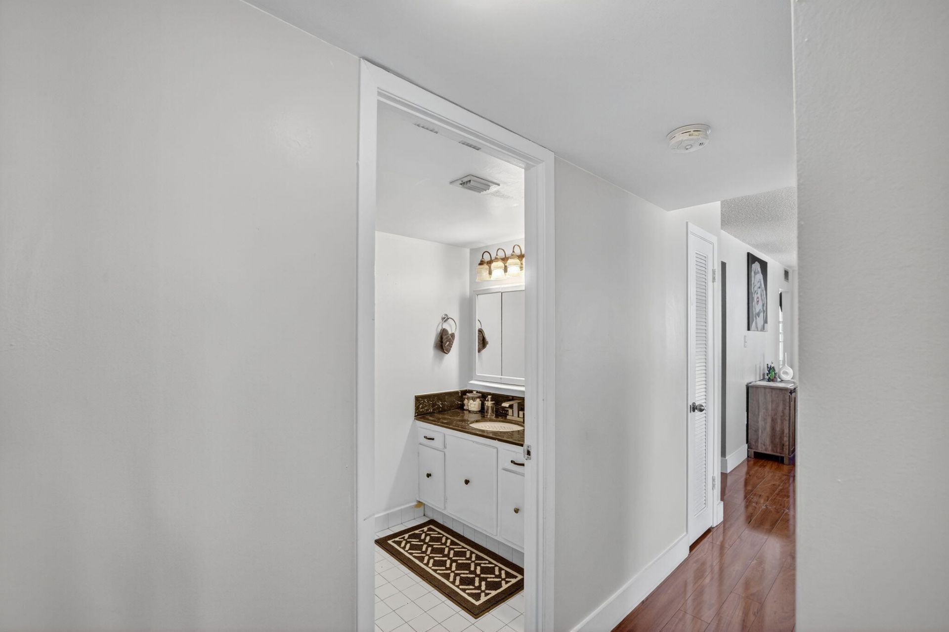 18051 Biscayne Boulevard, Unit 1104, Aventura, FL 33160 Photo